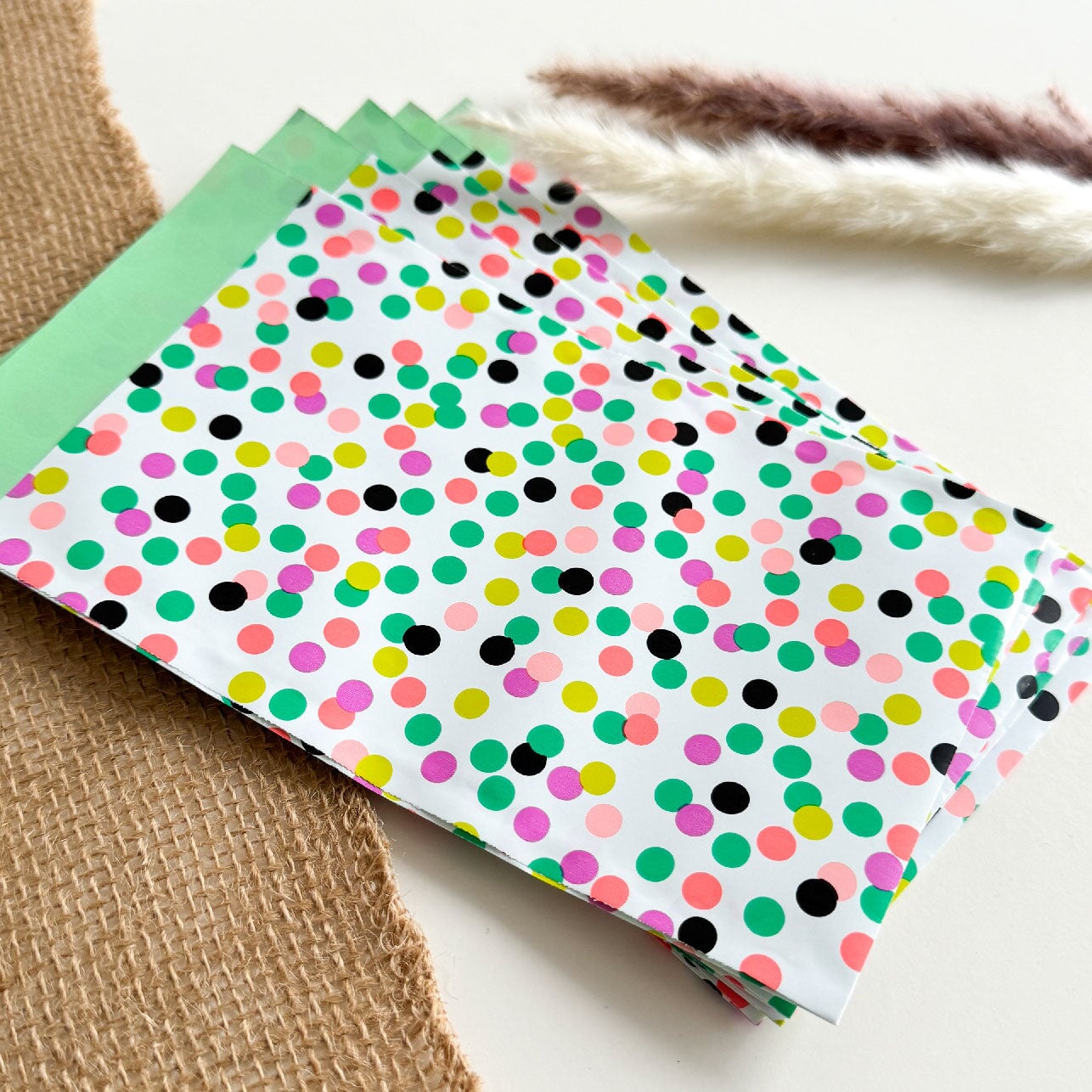 Papiertüte Konfetti bunt/weiß 12x19cm Packsome