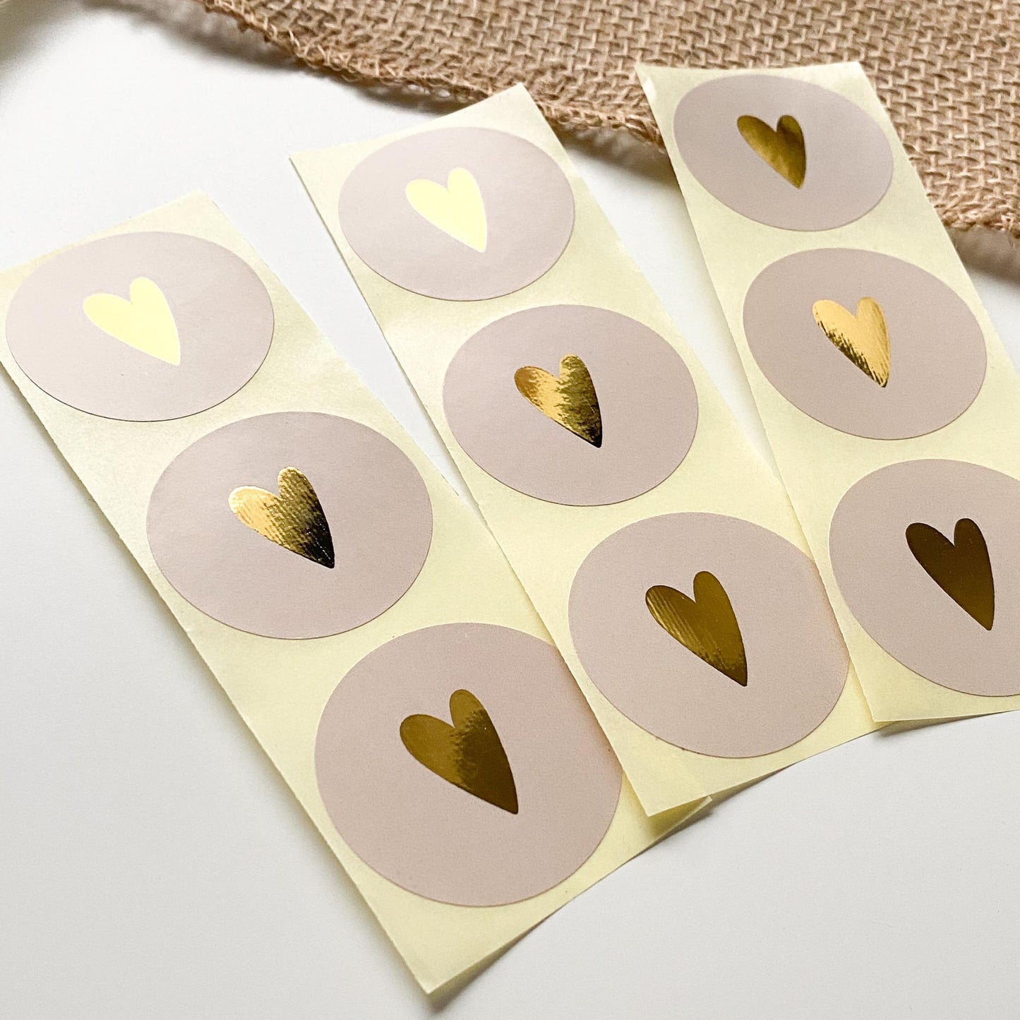 Aufkleber Goldherz beige 4 cm rund packsome